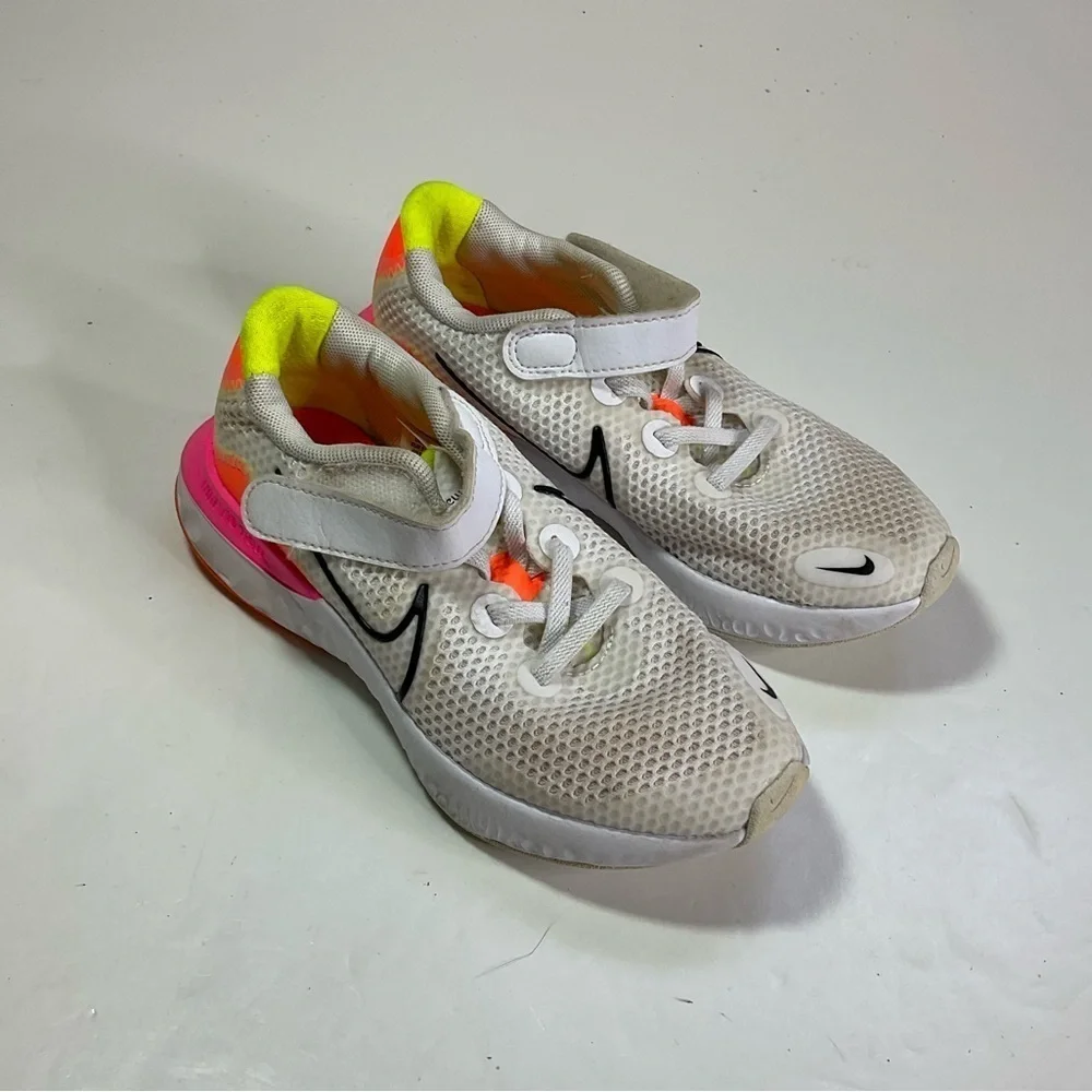 Nike Renew Run Youth Size 13C - Picture 1 of 6
